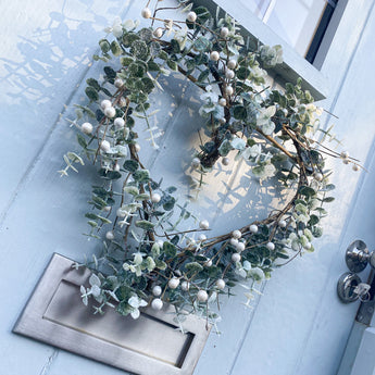 PEARL BERRY CHRISTMAS HEART WREATH 40CM