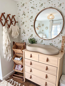Peel and Stick or Traditional Nursery Wallpaper - Vintage Daisy Eucalyptus Watercolour white and Pink Flower Floral Pattern ANY COLOUR